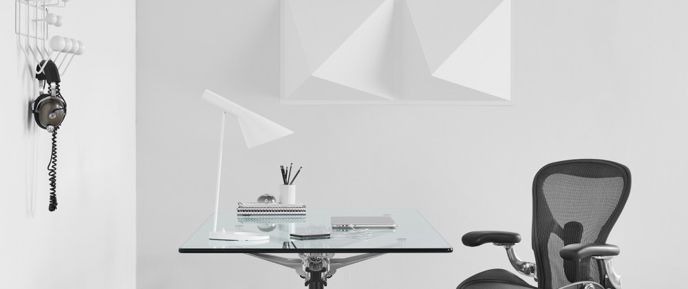 Aeron Chair with Burdick Table
