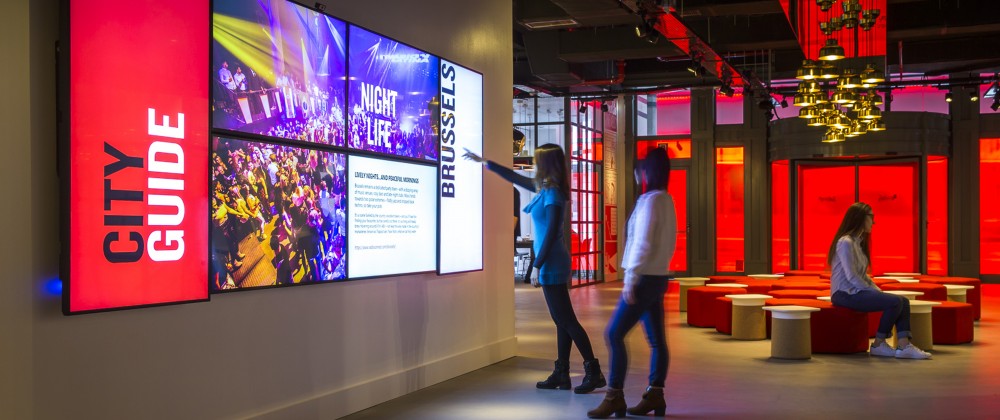 Digital Signage