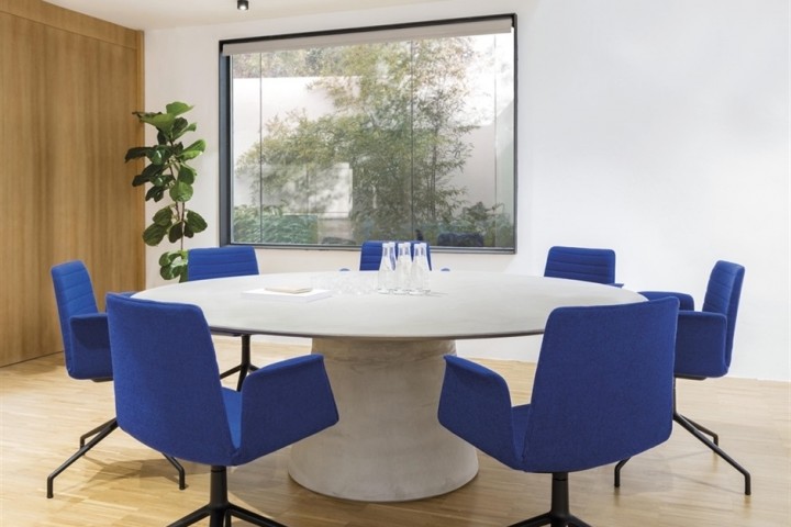 Reverse Conference