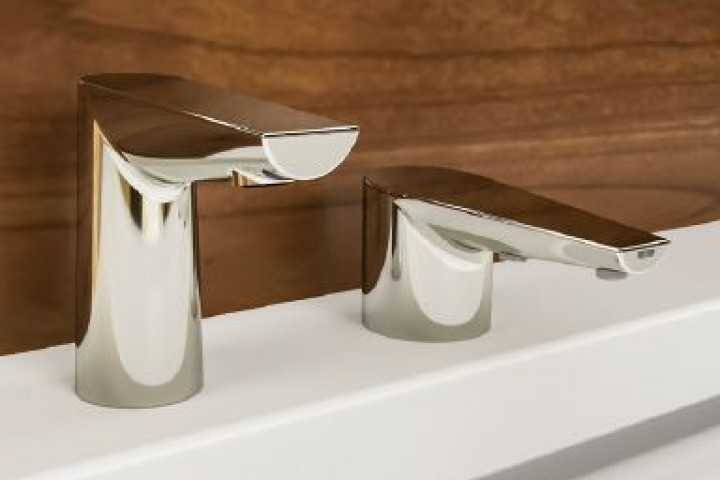 Trim line-scaled - Polished Chrome