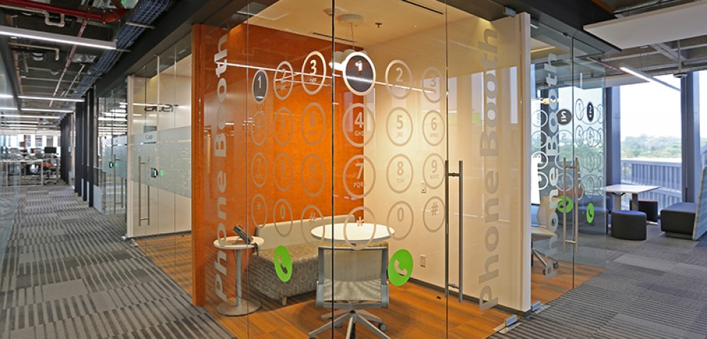 Ingram Micro - Phone Booth