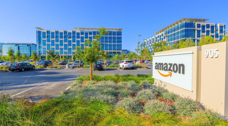 Los trabajadores de Amazon volverán a la oficina a tiempo completo en otoño