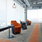 Alfombra Modular Interface, Open Air 404 color Nickel Clementine