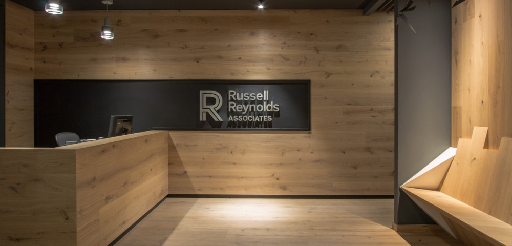 Russell Reynolds - Recepción