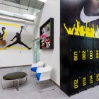 DHL+Nike - Lockers room